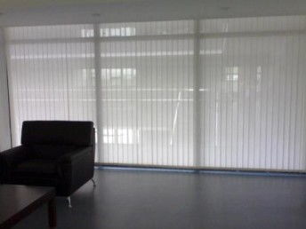 北京房山專業訂制窗簾、卷簾與陽光房天棚簾安裝——室內蜂巢簾制作一站式服務